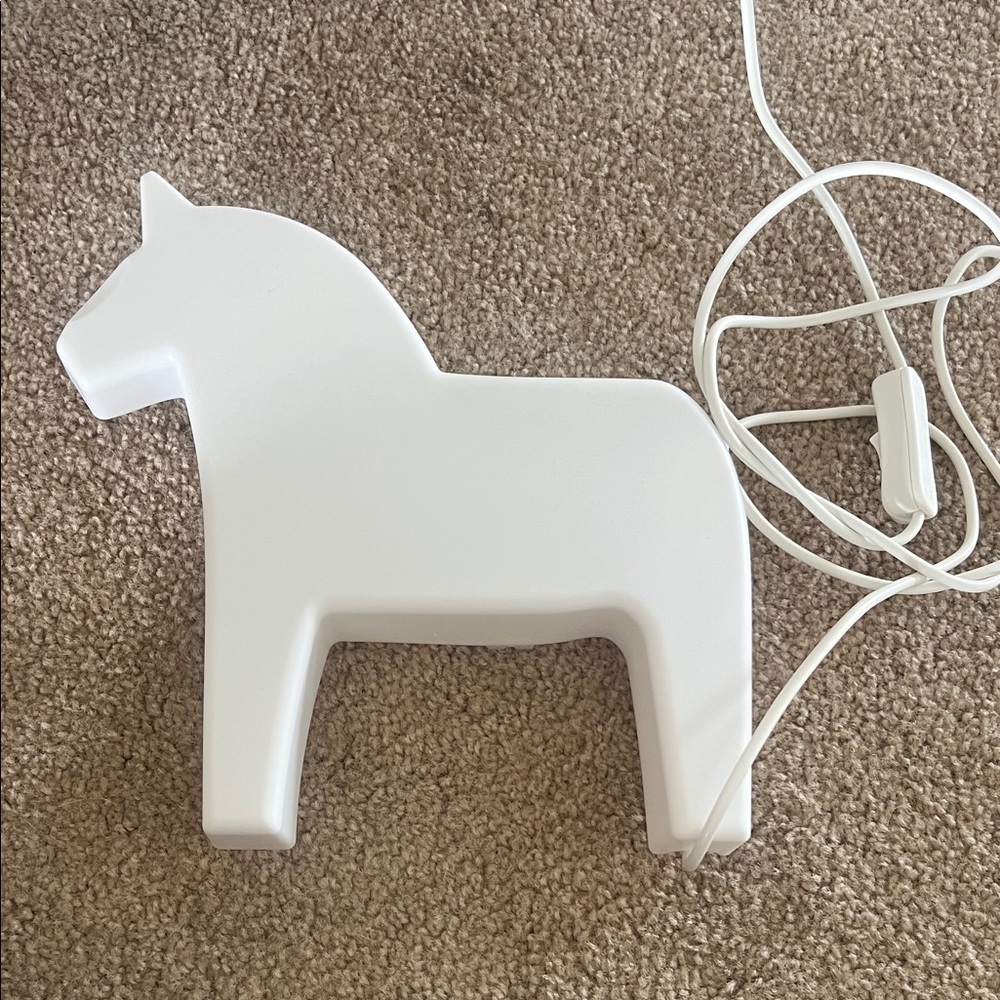 Unicorn shaped light